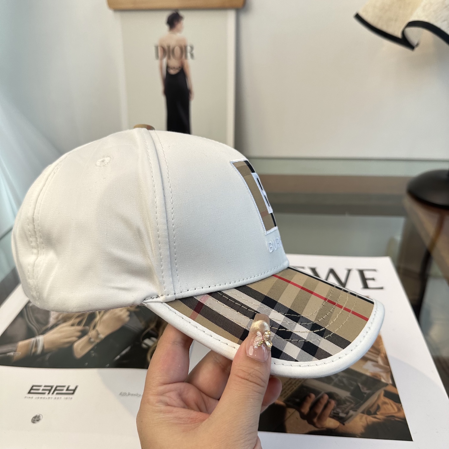 Burberry hat