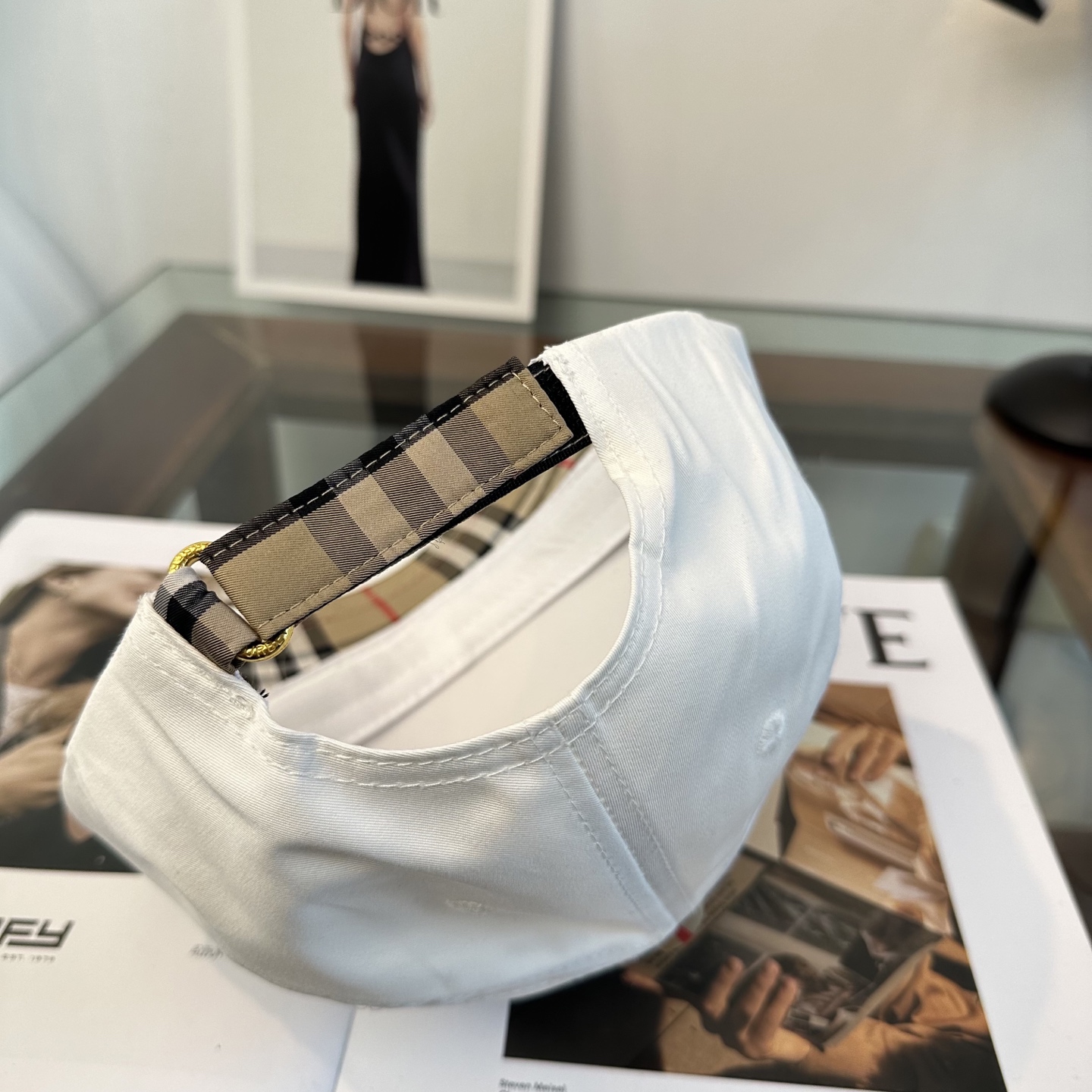 Burberry hat