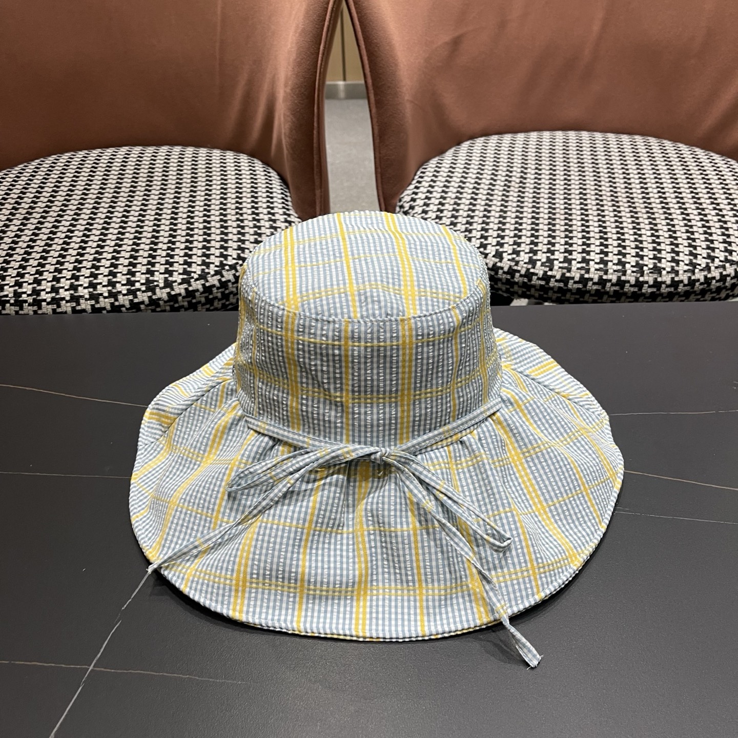 Burberry hat