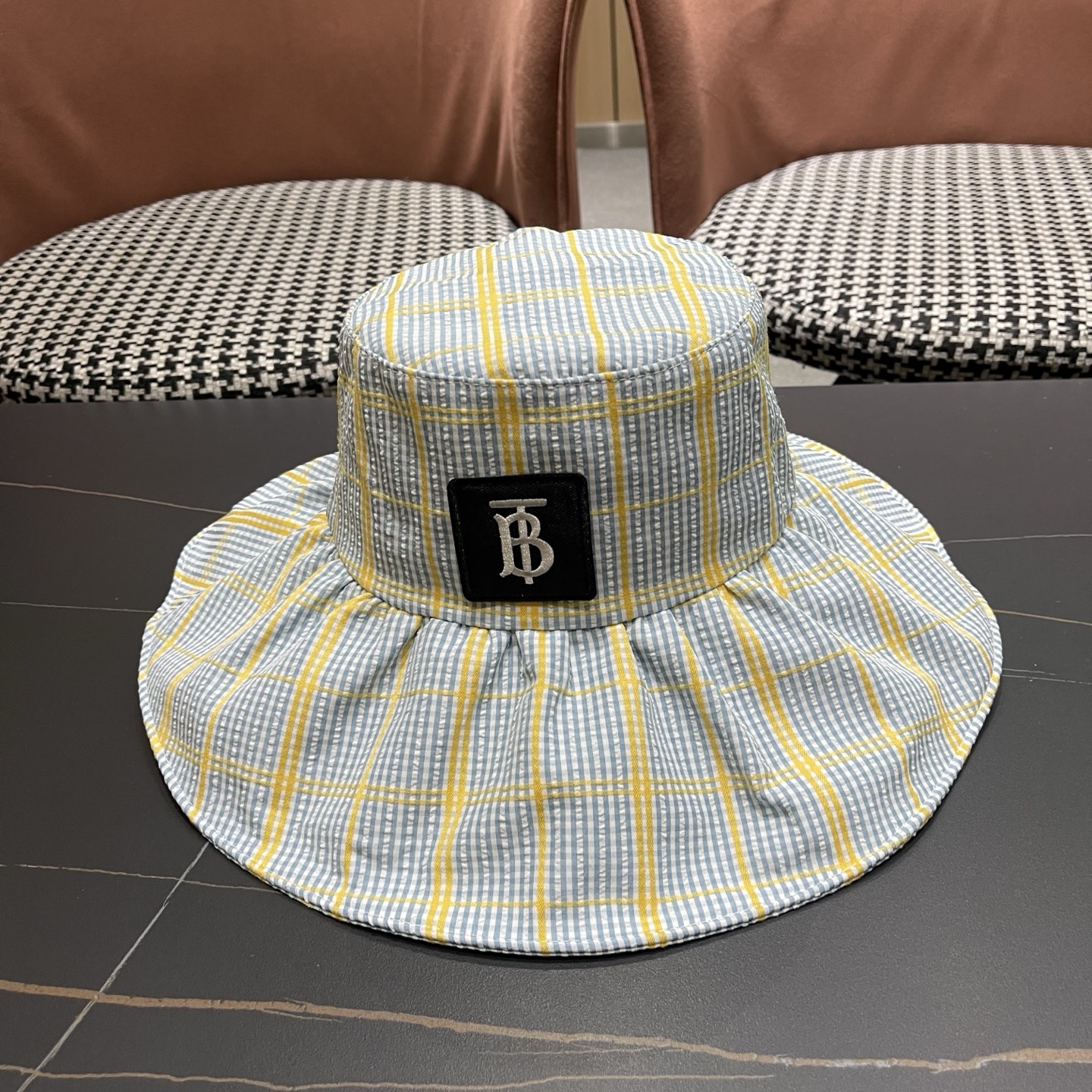 Burberry hat