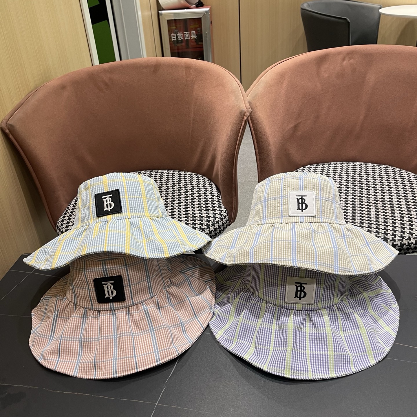 Burberry hat