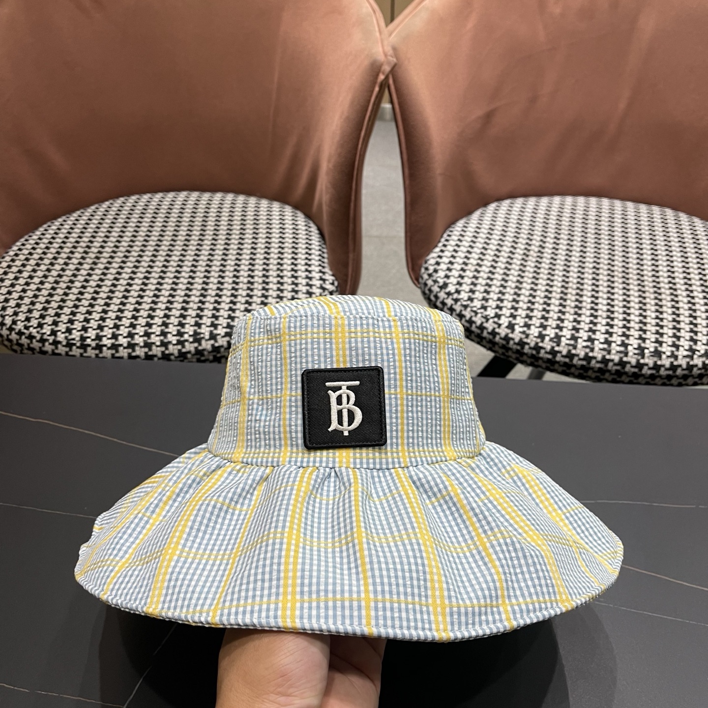 Burberry hat