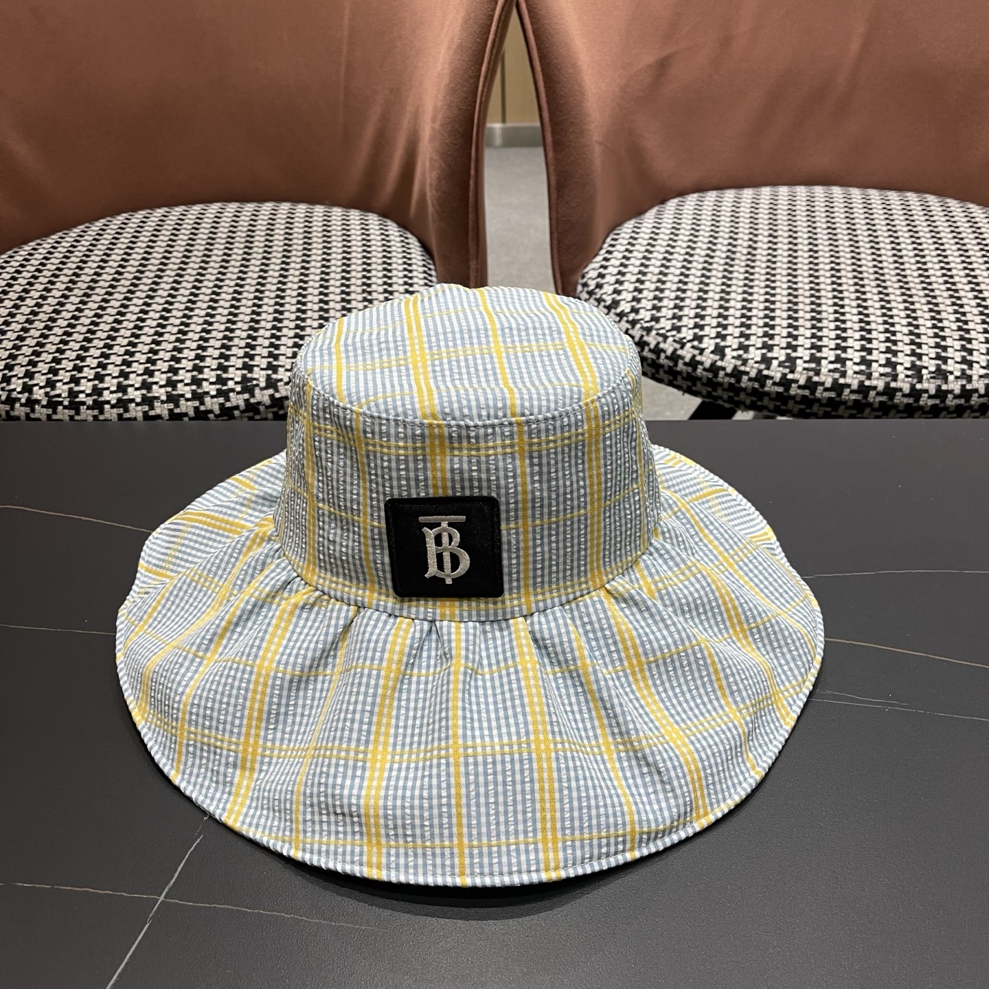Burberry hat