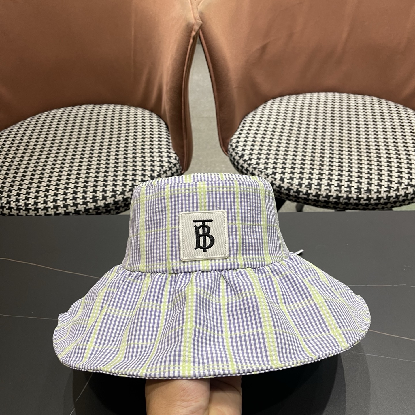 Burberry hat