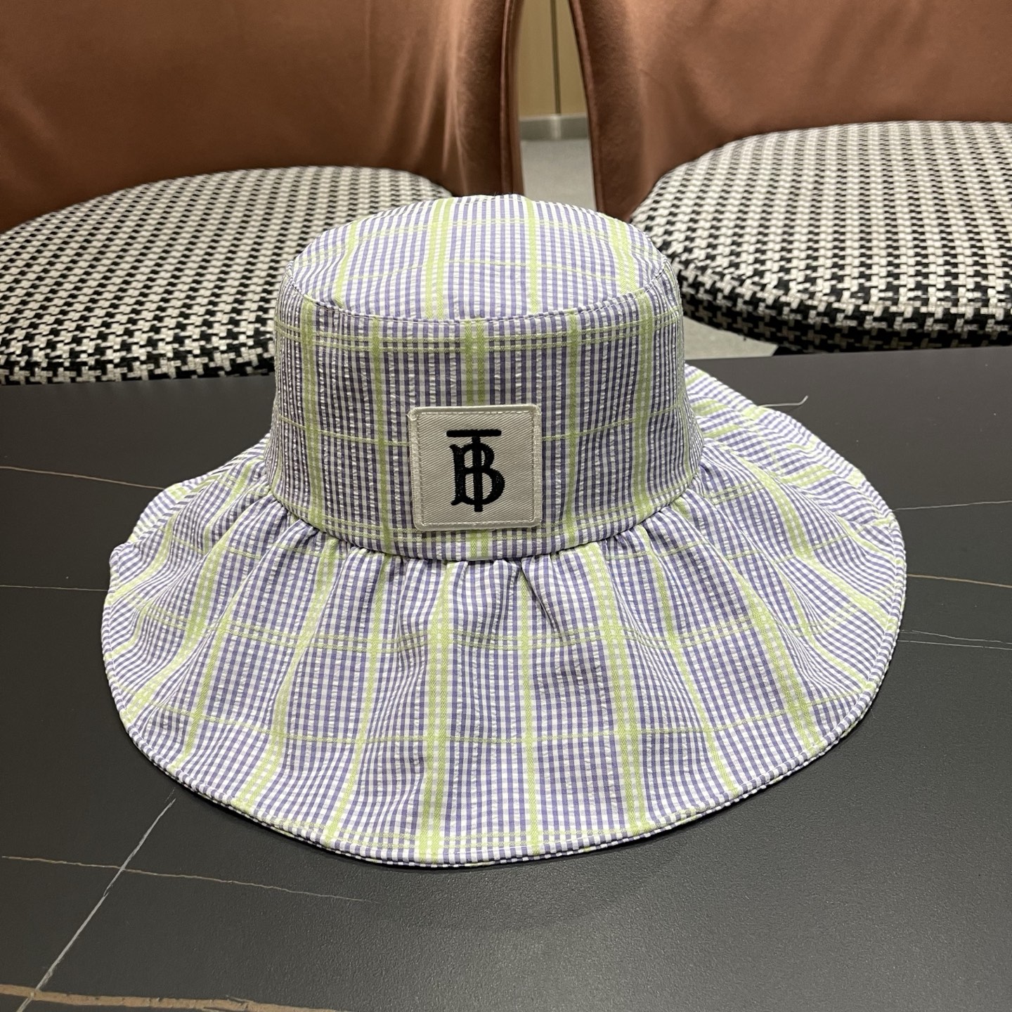 Burberry hat