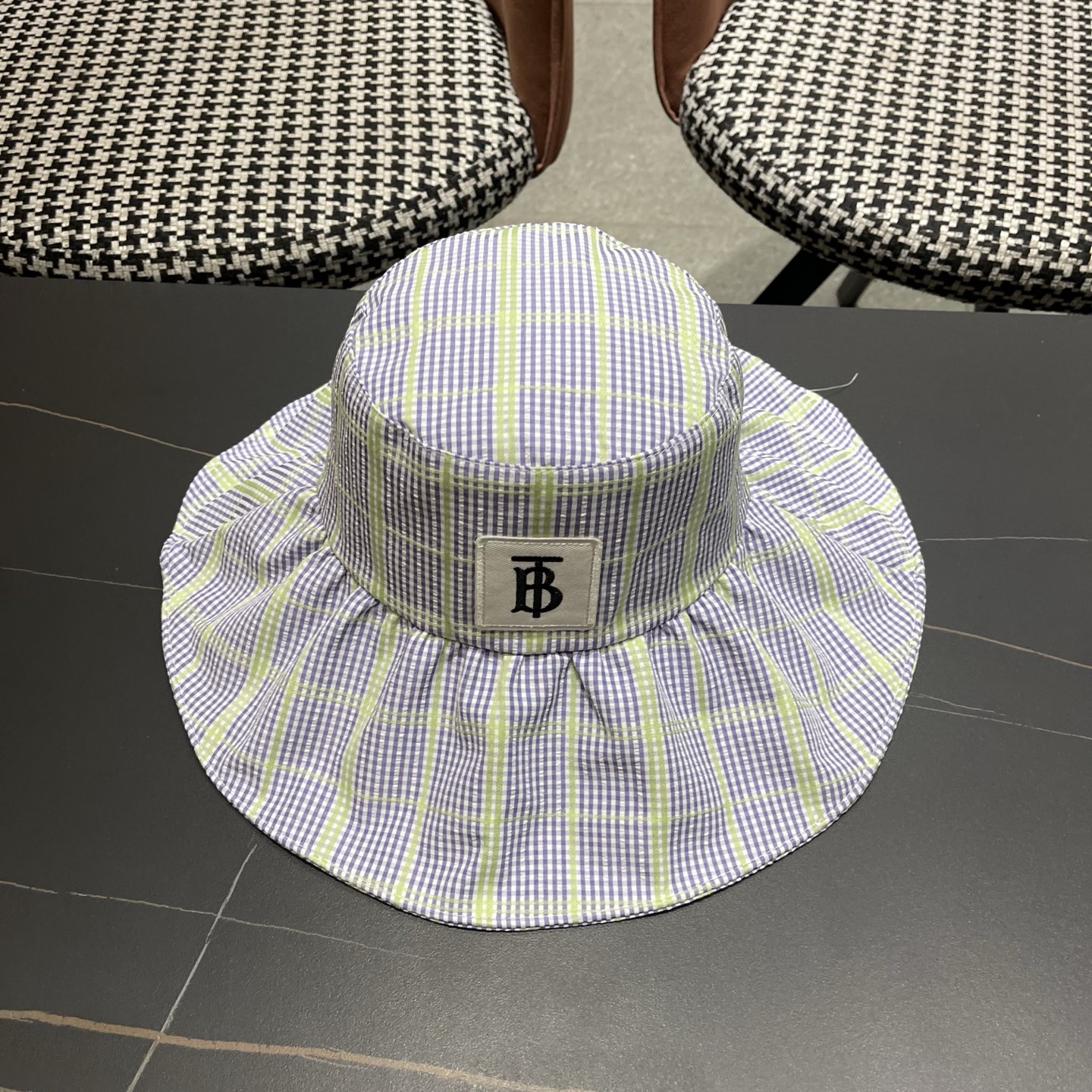 Burberry hat