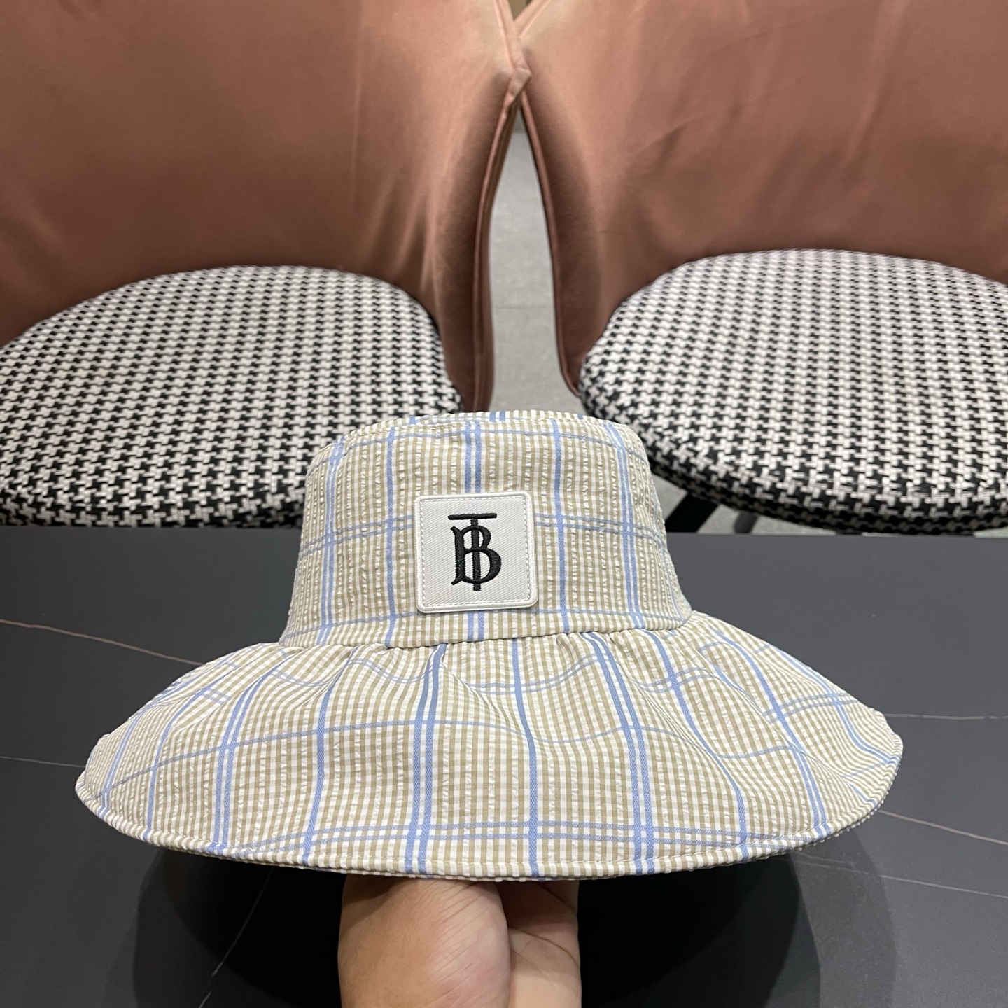 Burberry hat