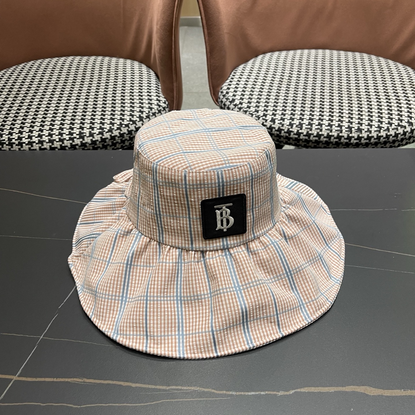Burberry hat