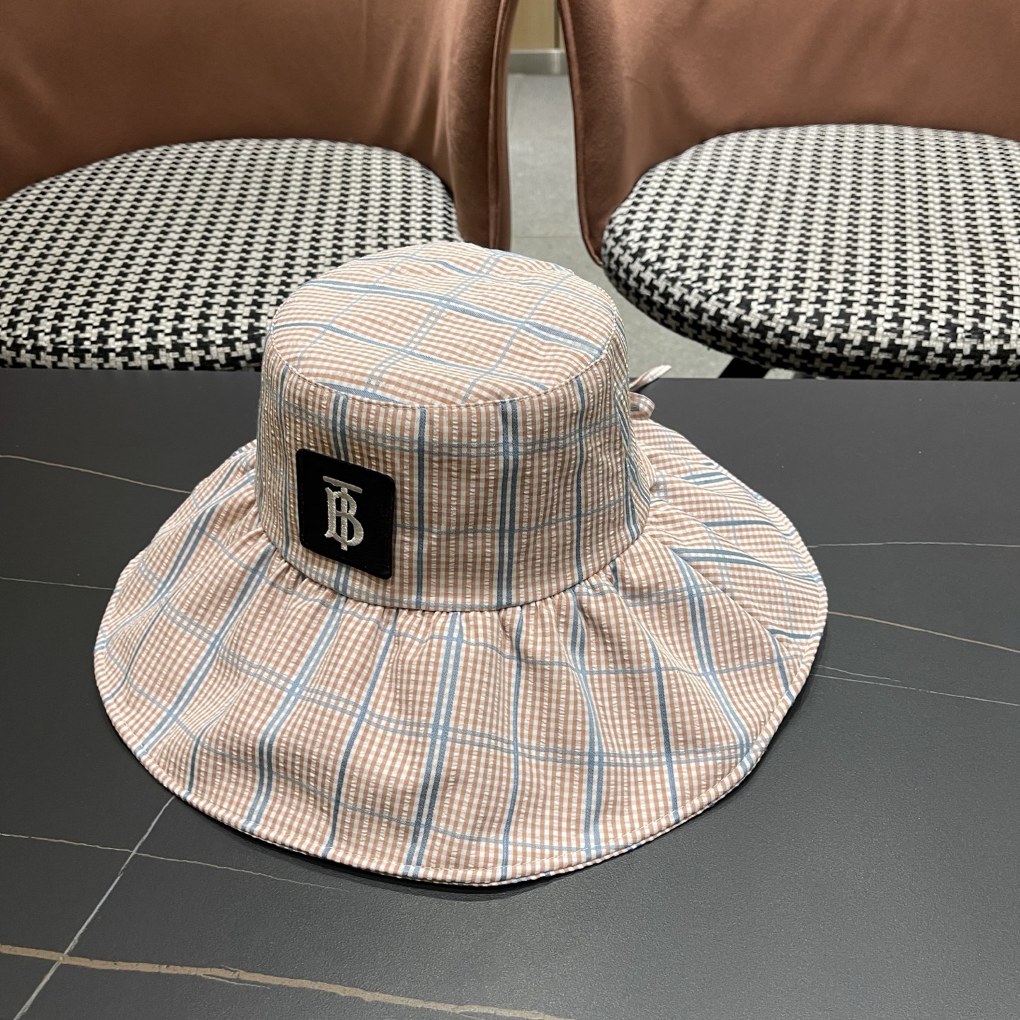 Burberry hat