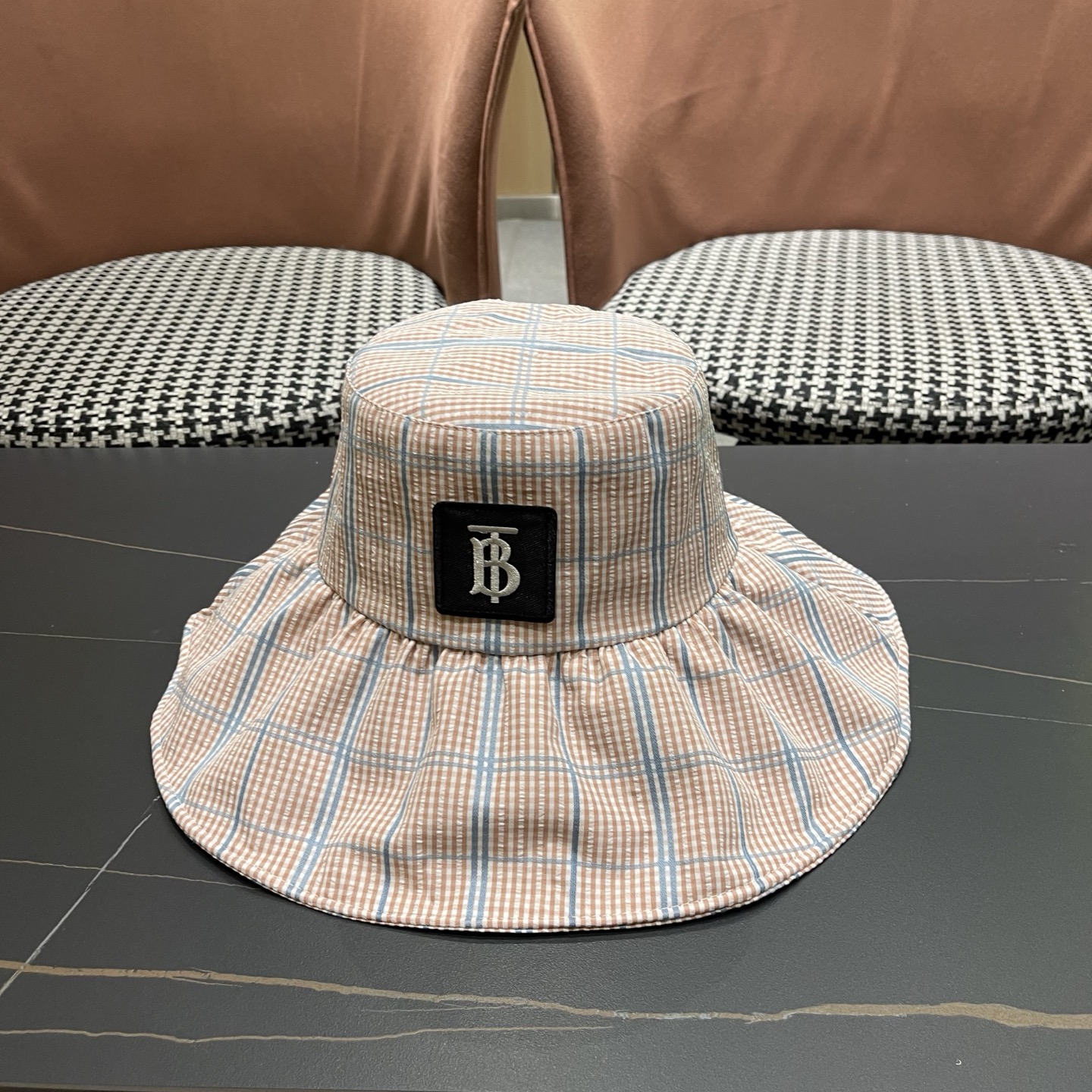 Burberry hat