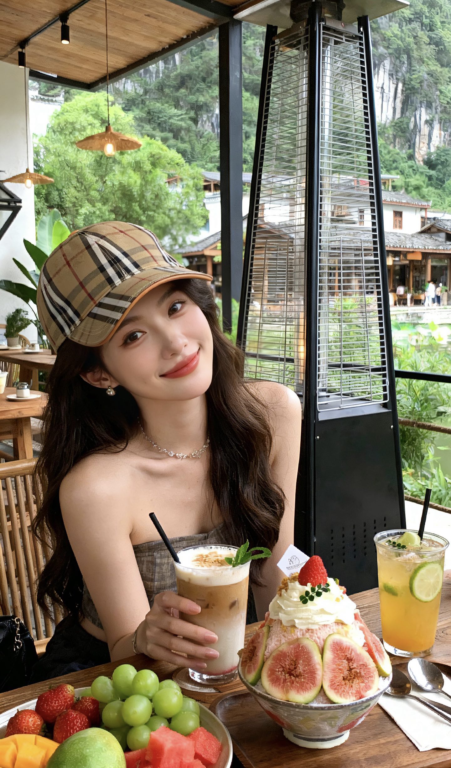 Burberry hat
