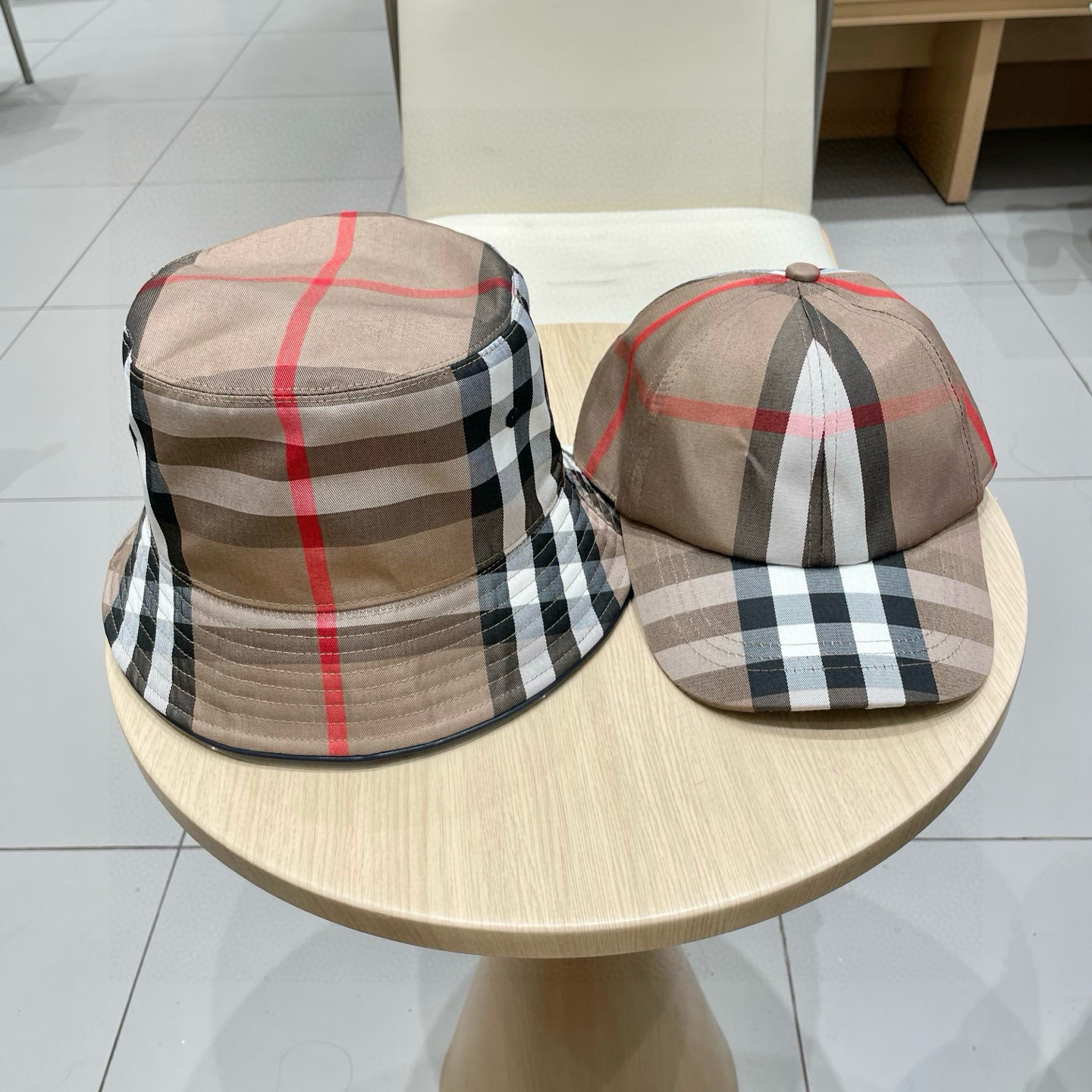 Burberry hat
