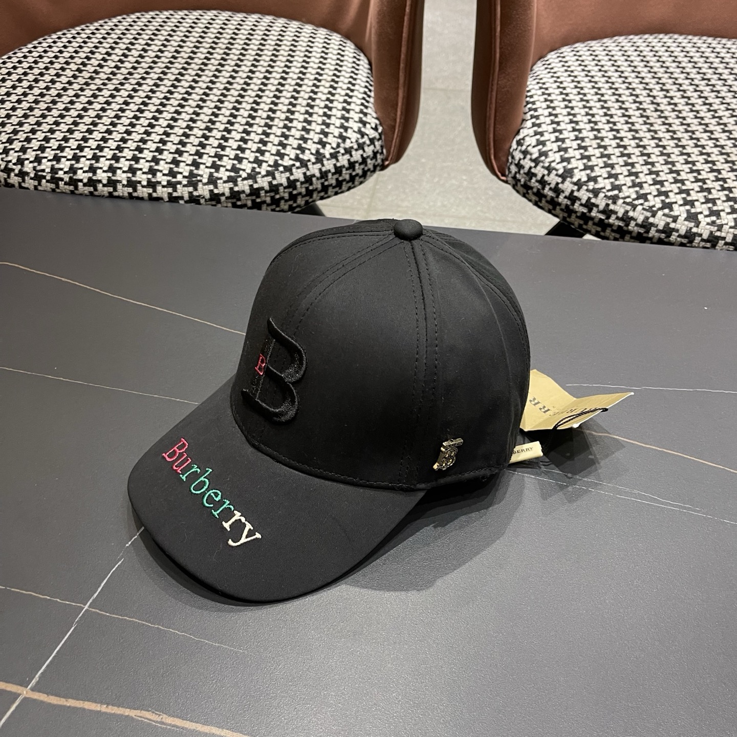 Burberry hat