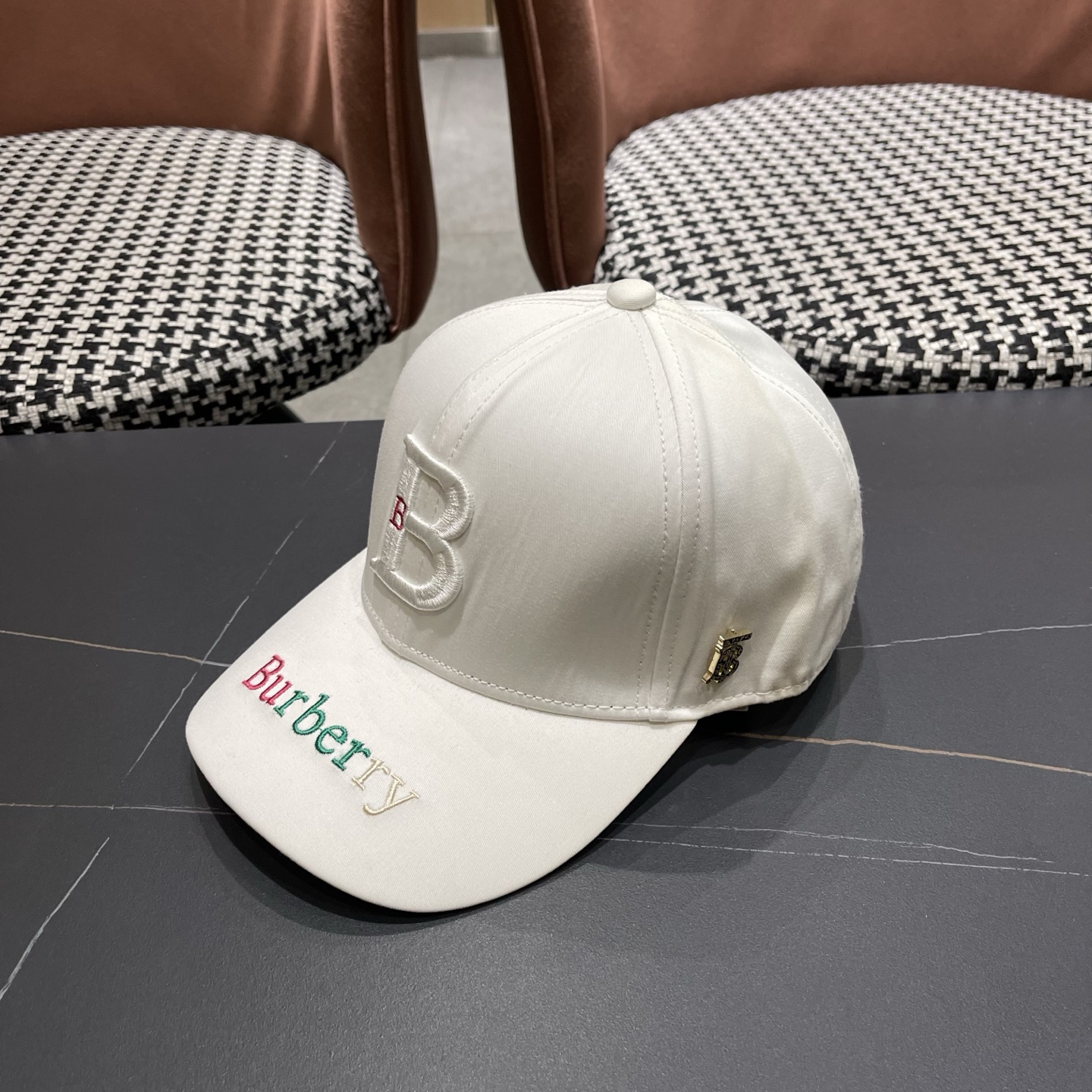 Burberry hat