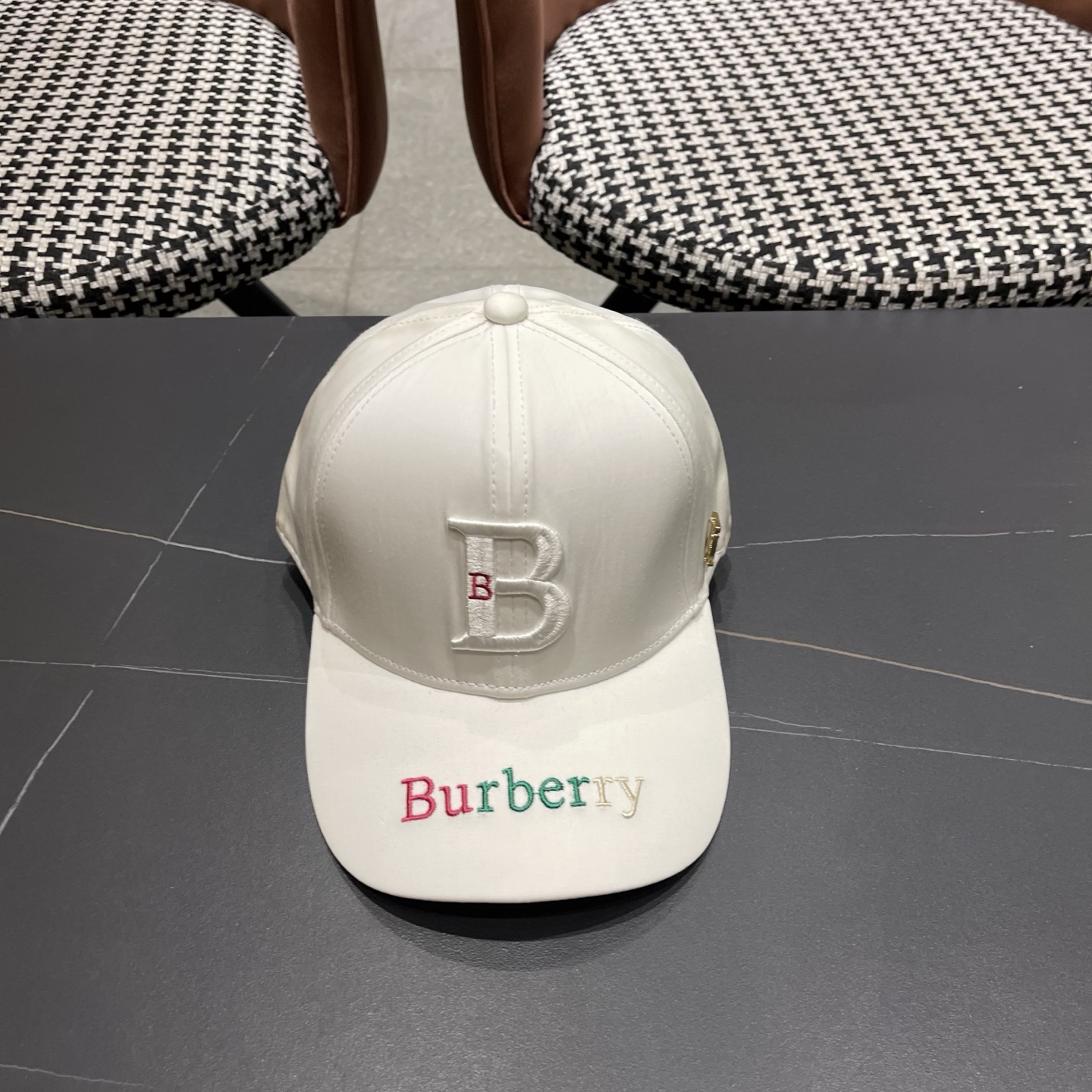 Burberry hat
