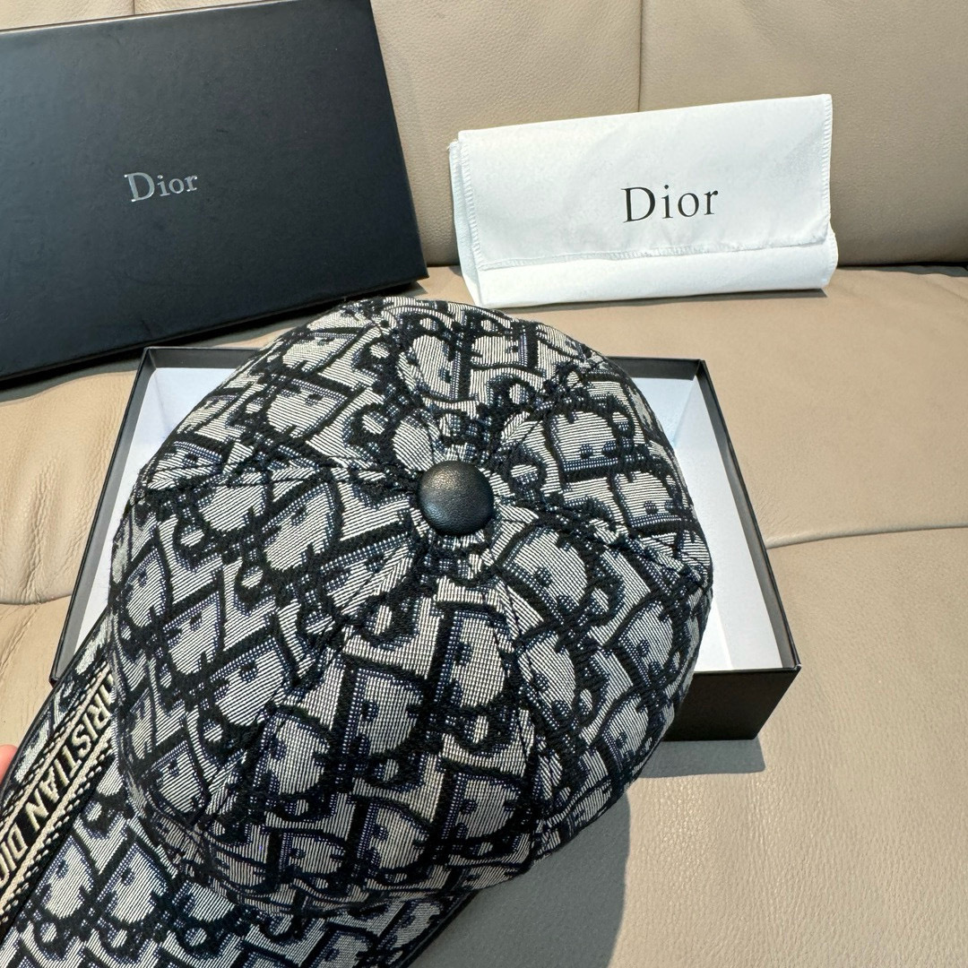 Dior hat