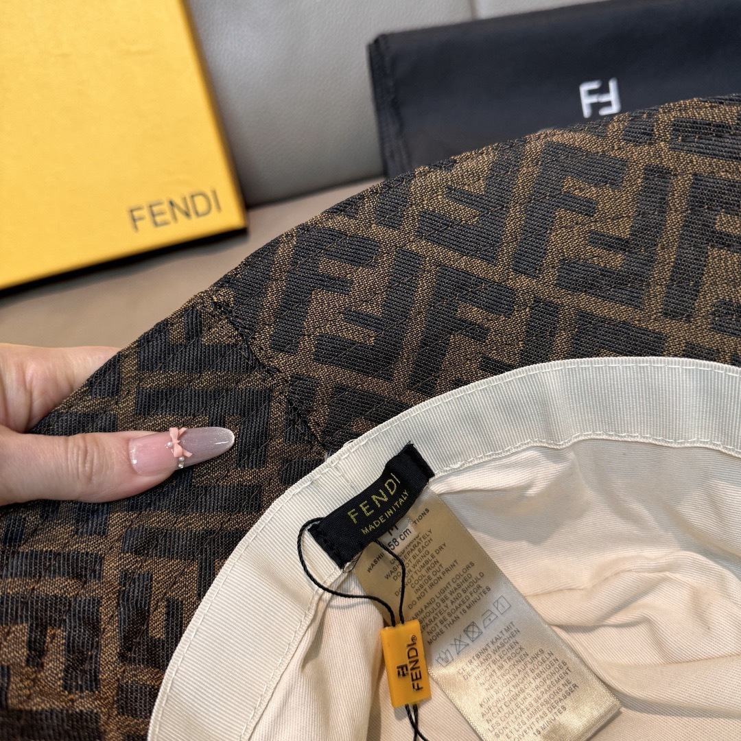 Fendi hat