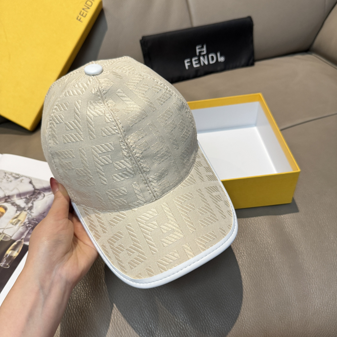 Fendi hat