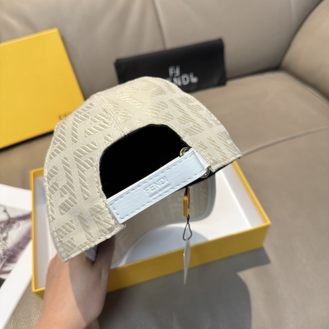 Fendi hat