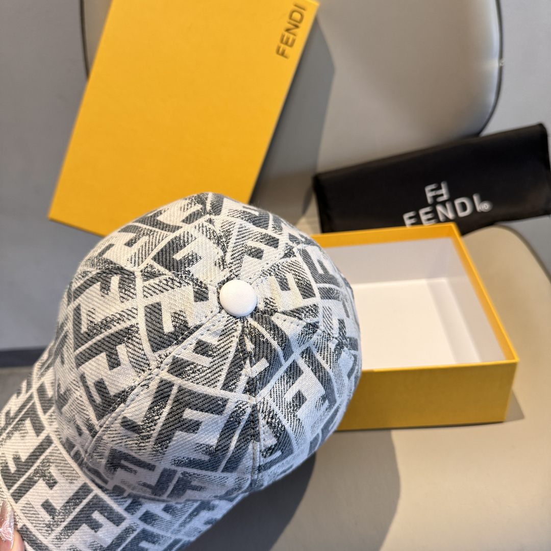 Fendi hat