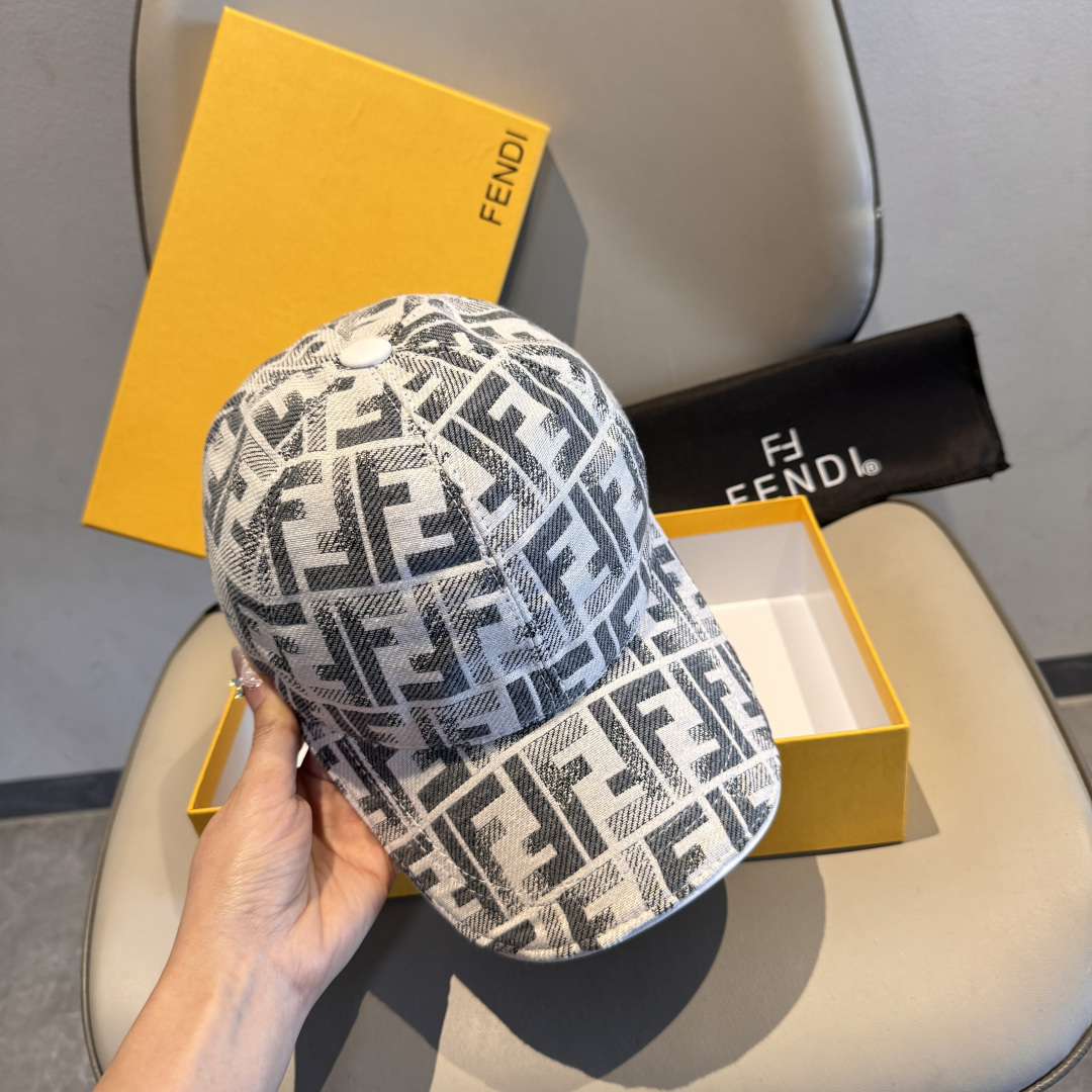 Fendi hat