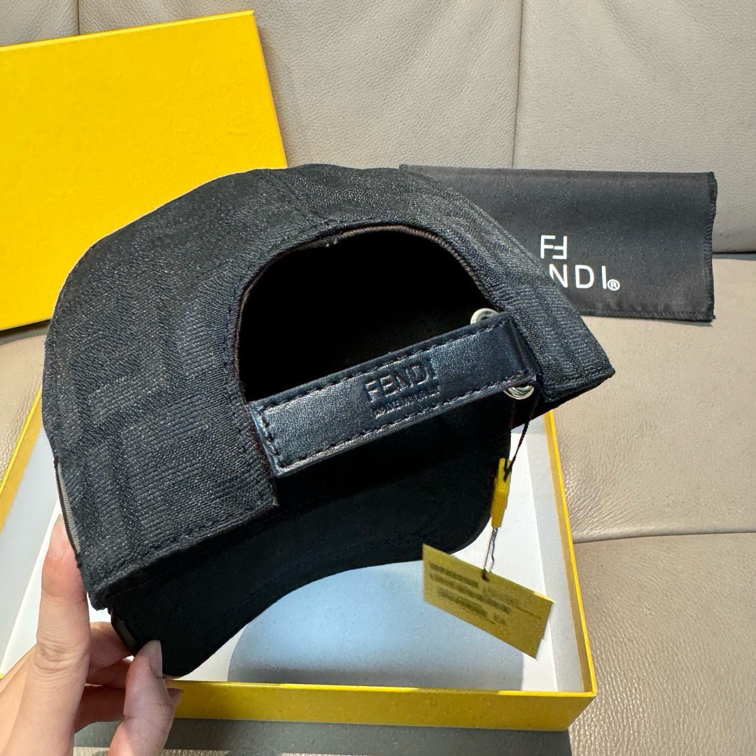 Fendi hat
