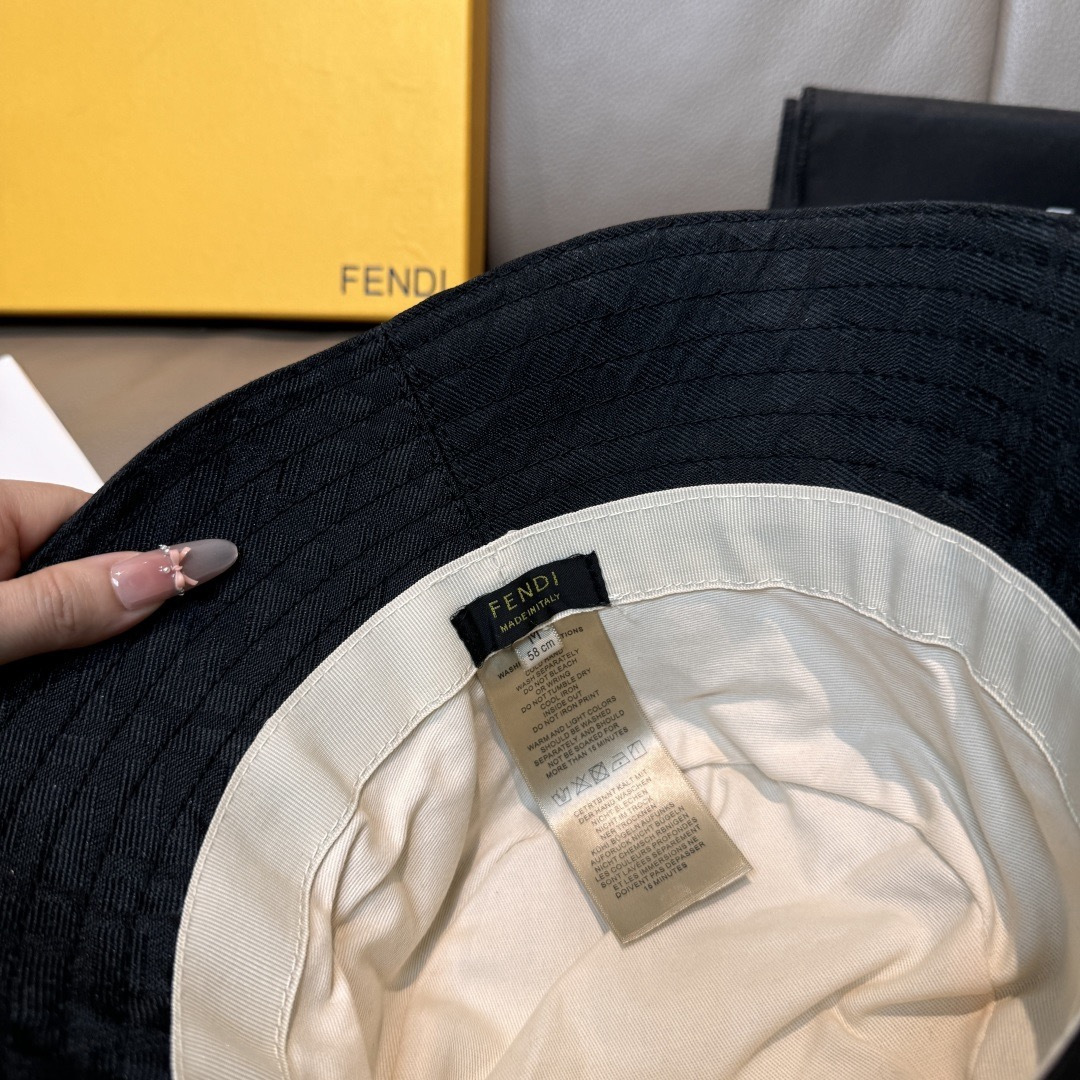 Fendi hat