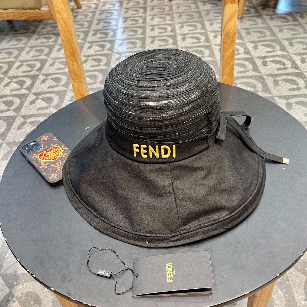 Fendi hat