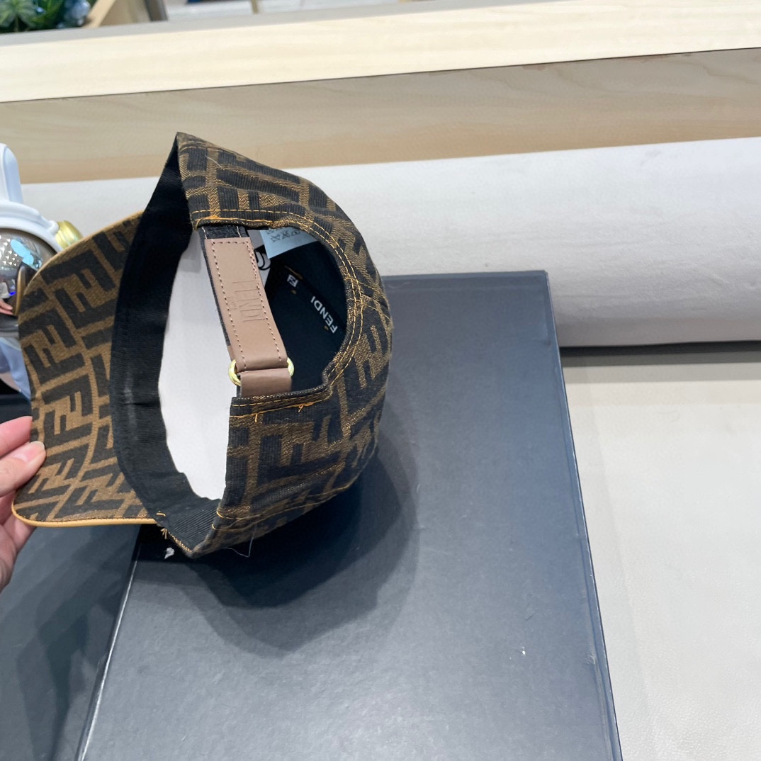 Fendi hat