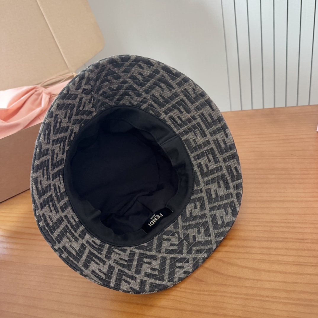 Fendi hat