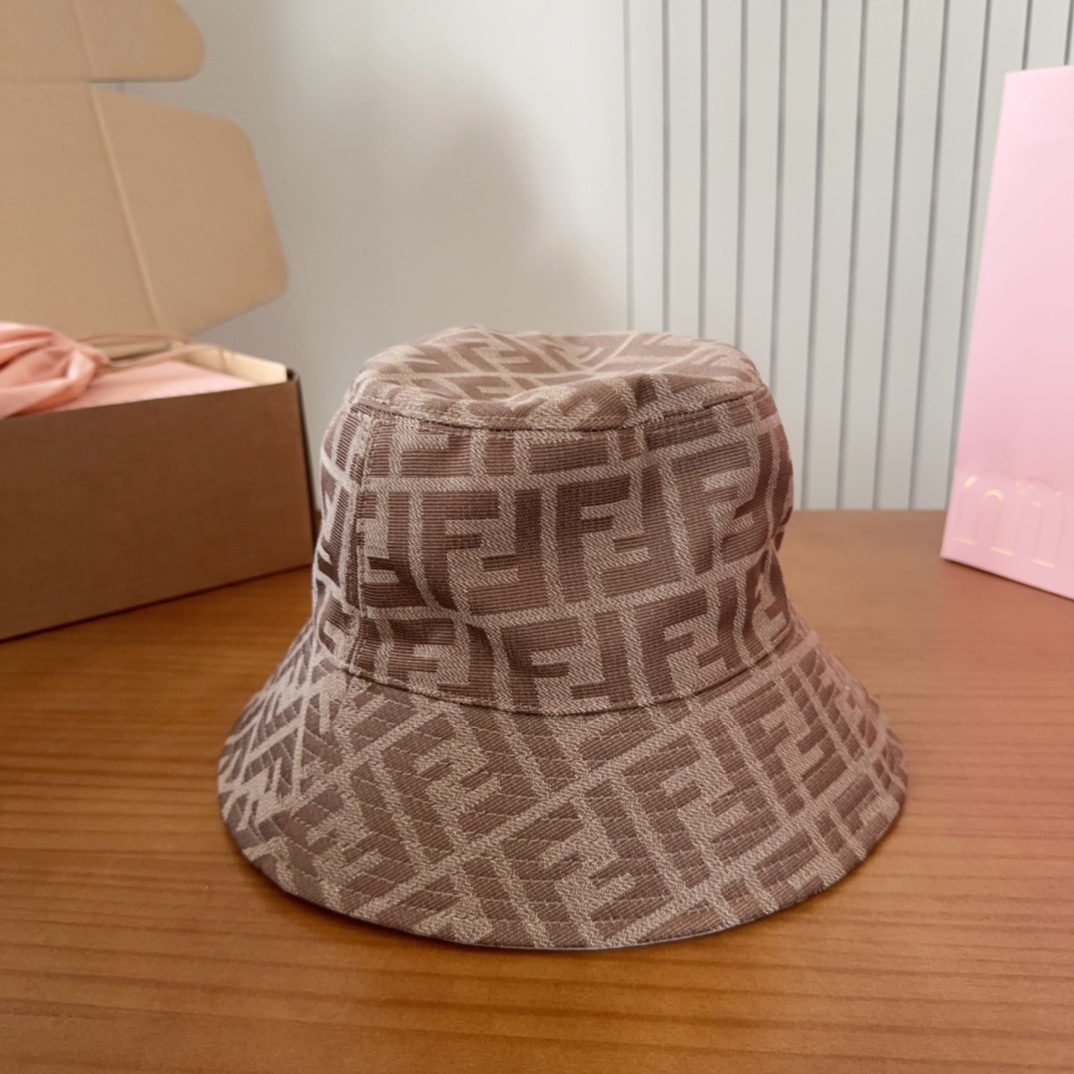 Fendi hat