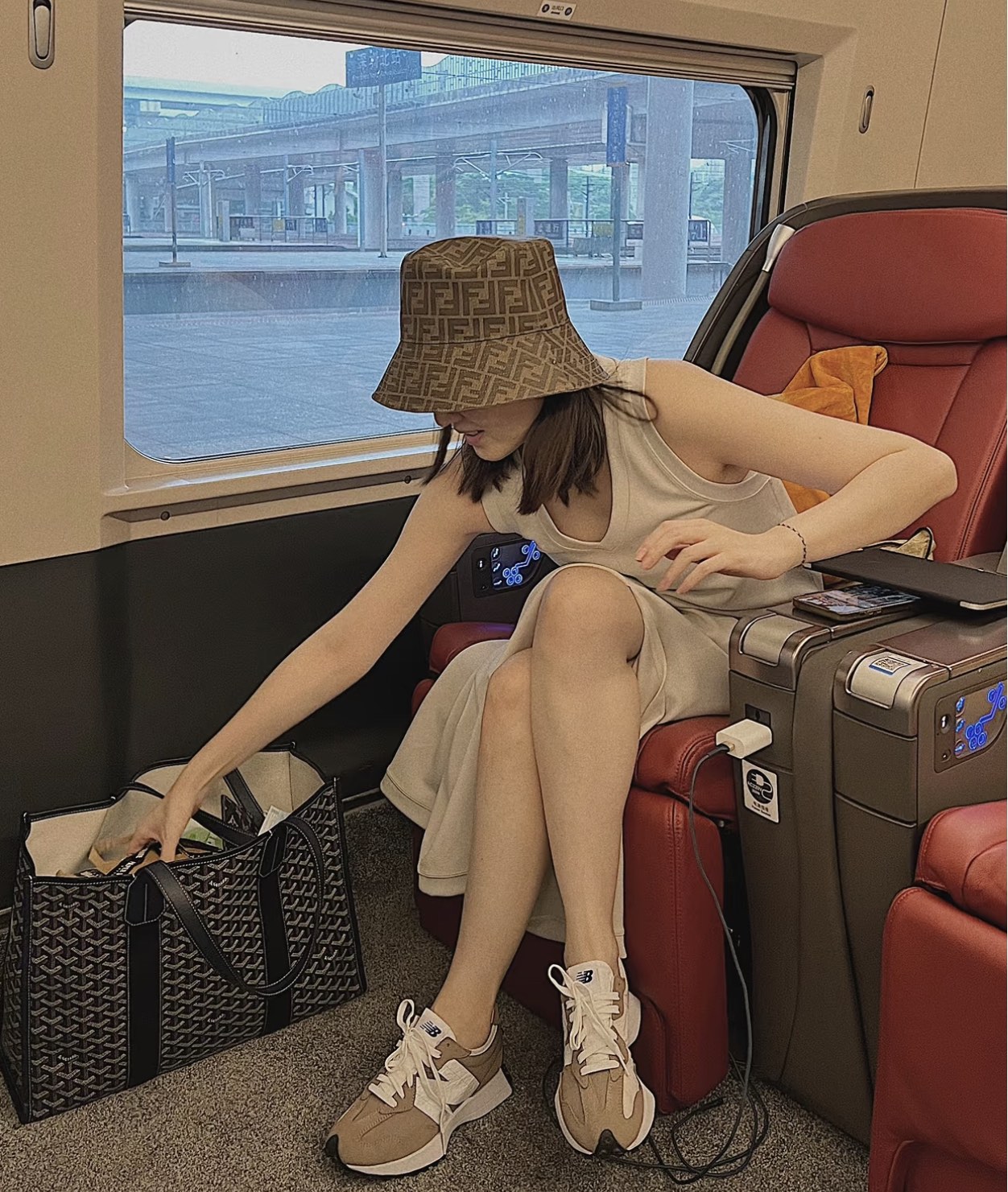 Fendi hat