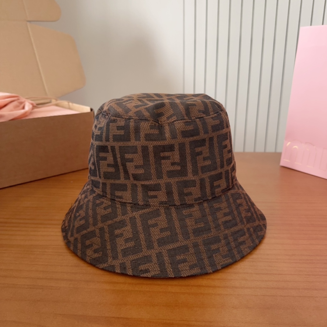 Fendi hat