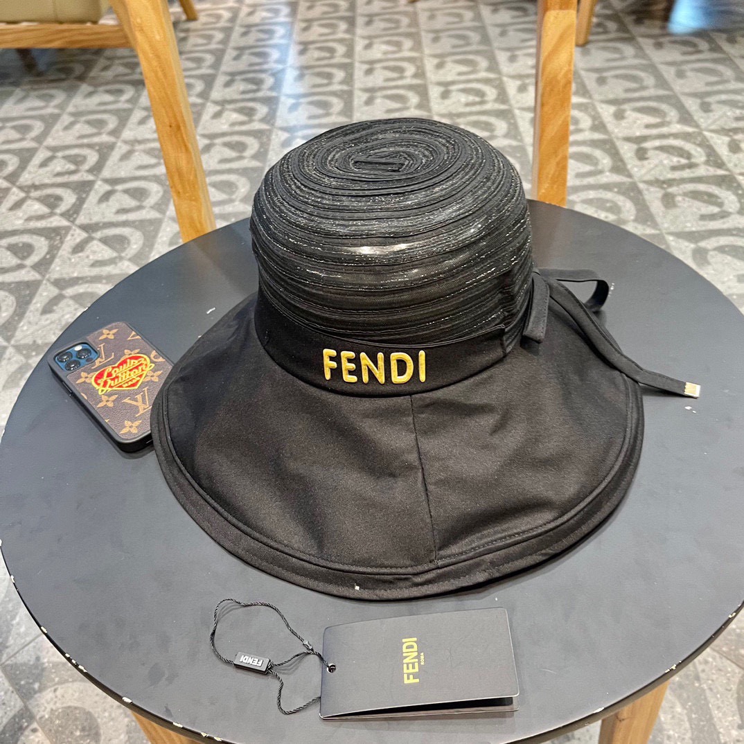 Fendi hat