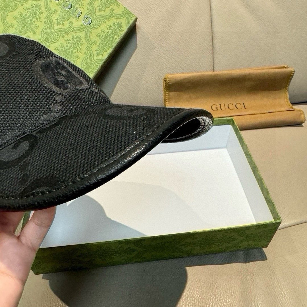 Gucci hat