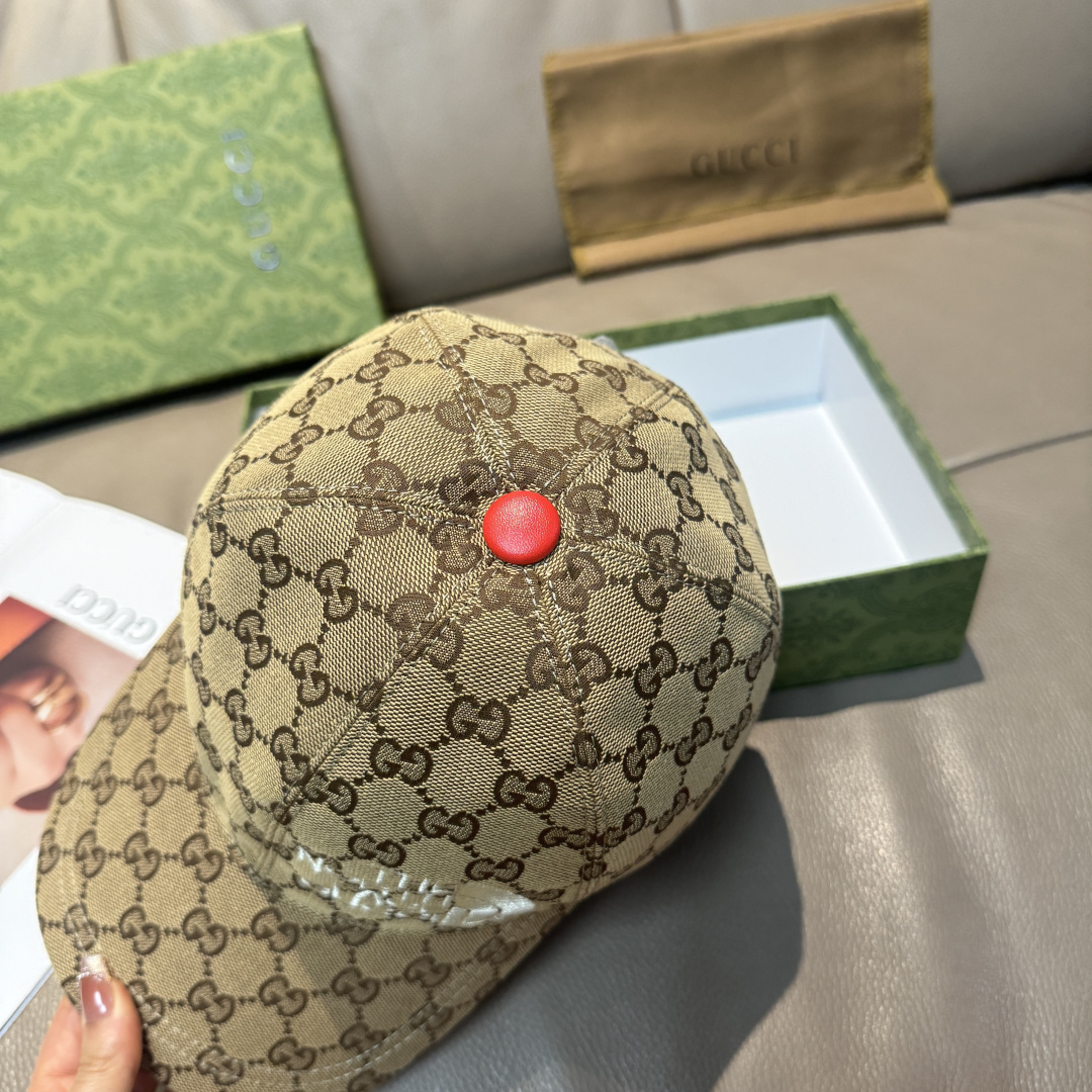 Gucci hat
