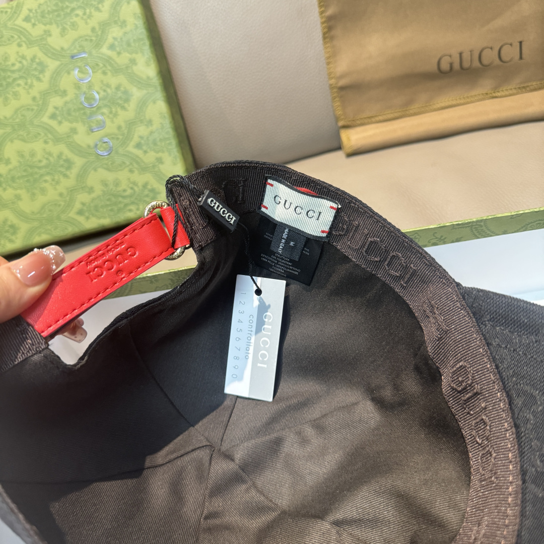Gucci hat