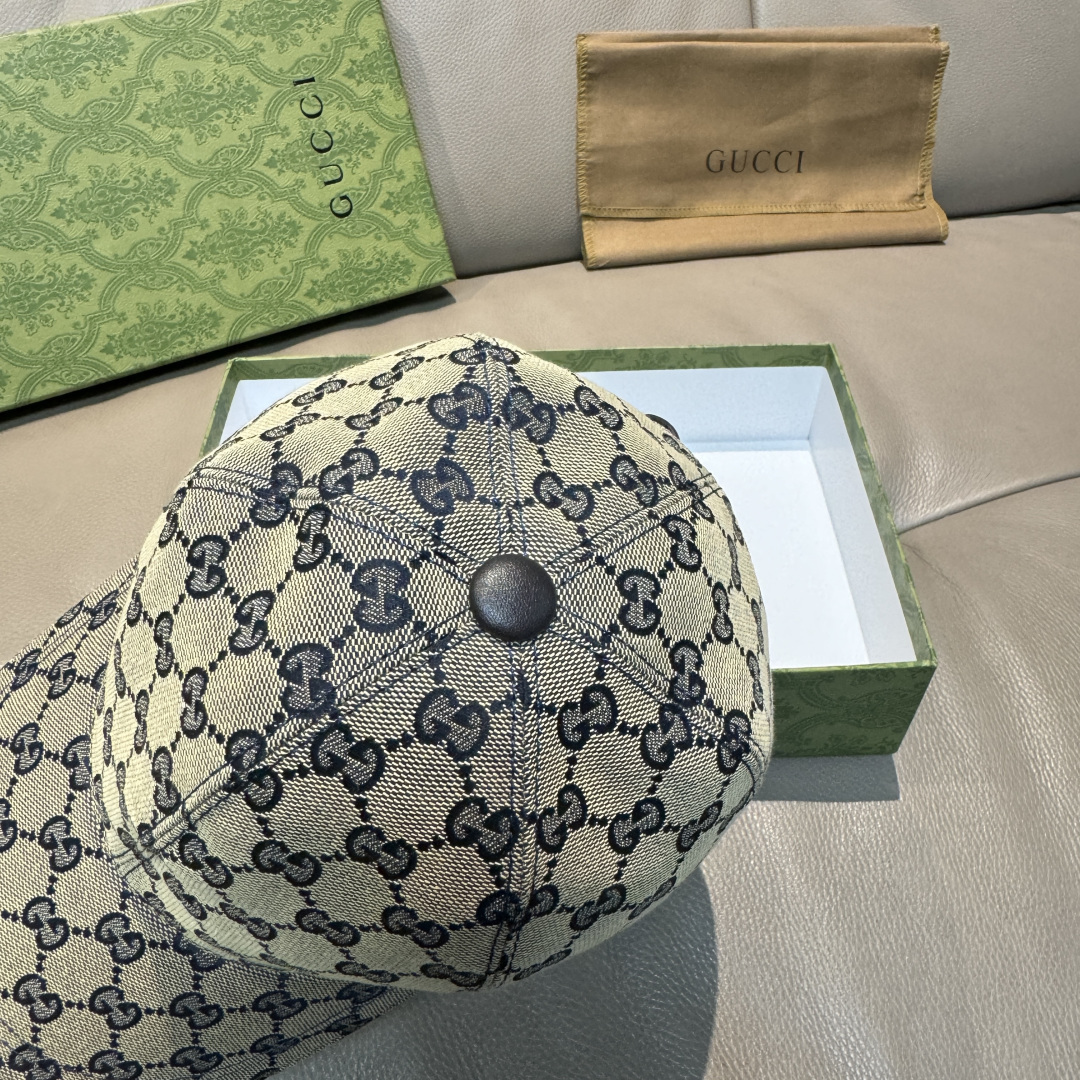 Gucci hat