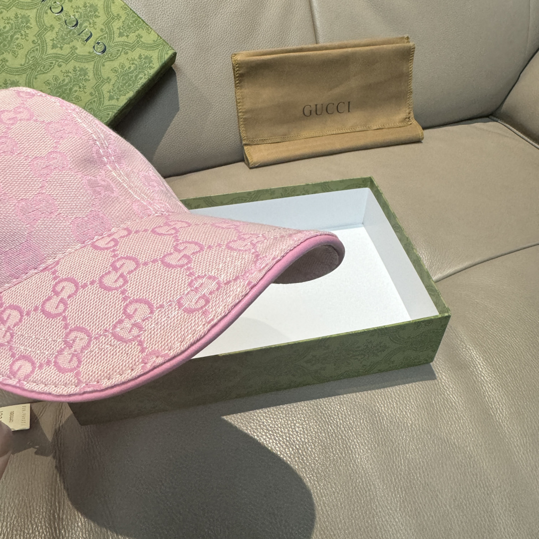 Gucci hat