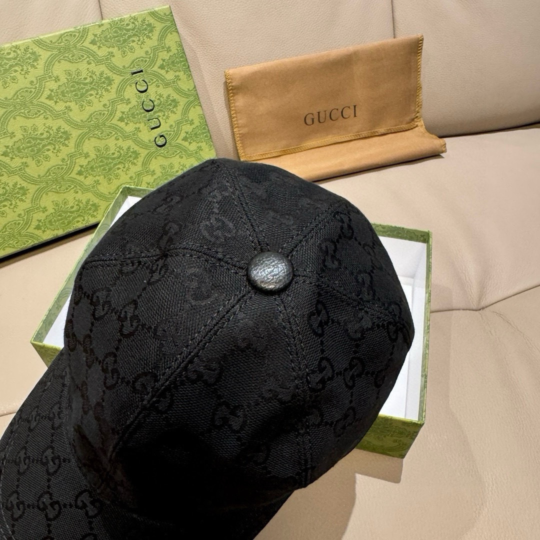 Gucci hat