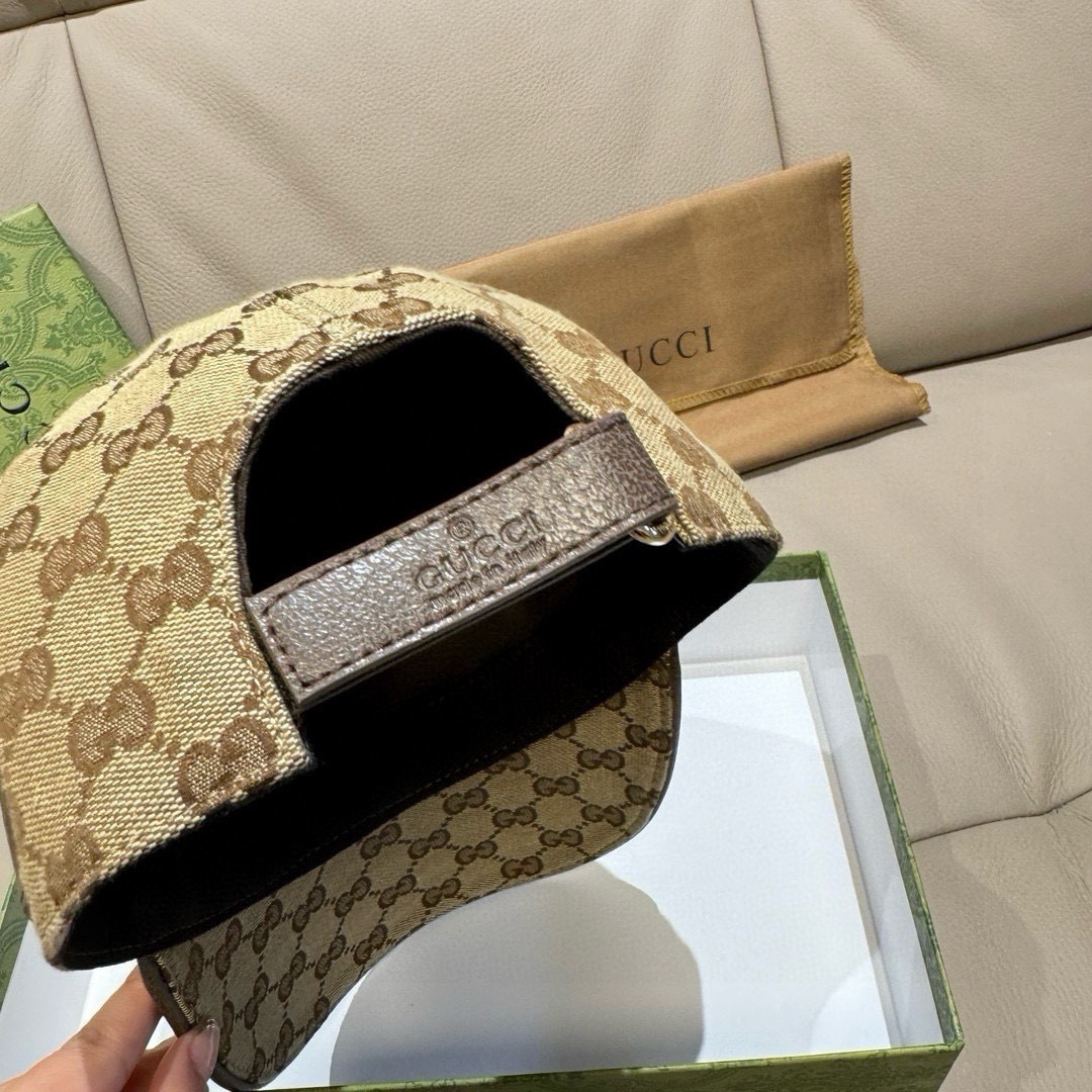 Gucci hat