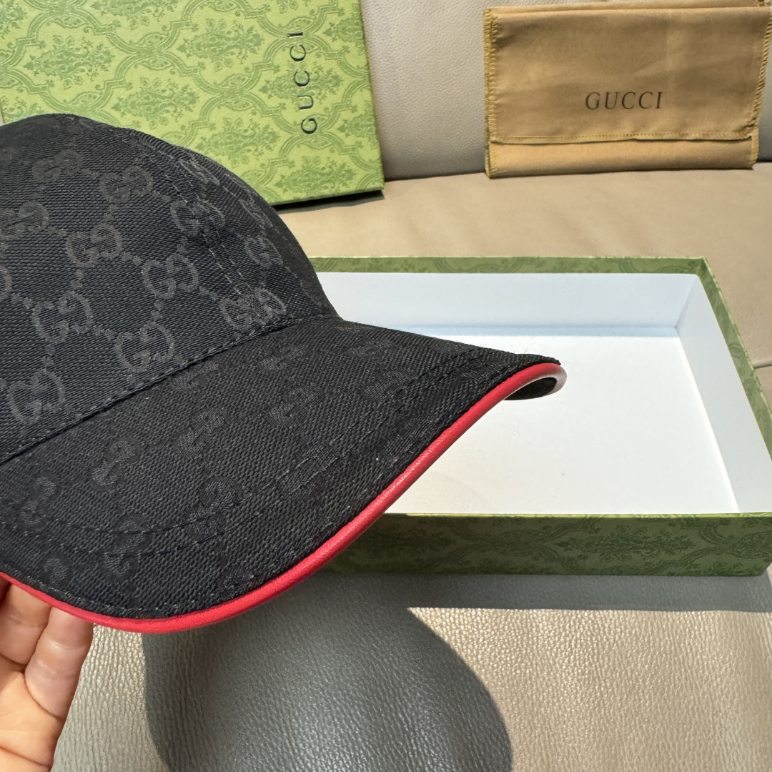 Gucci hat