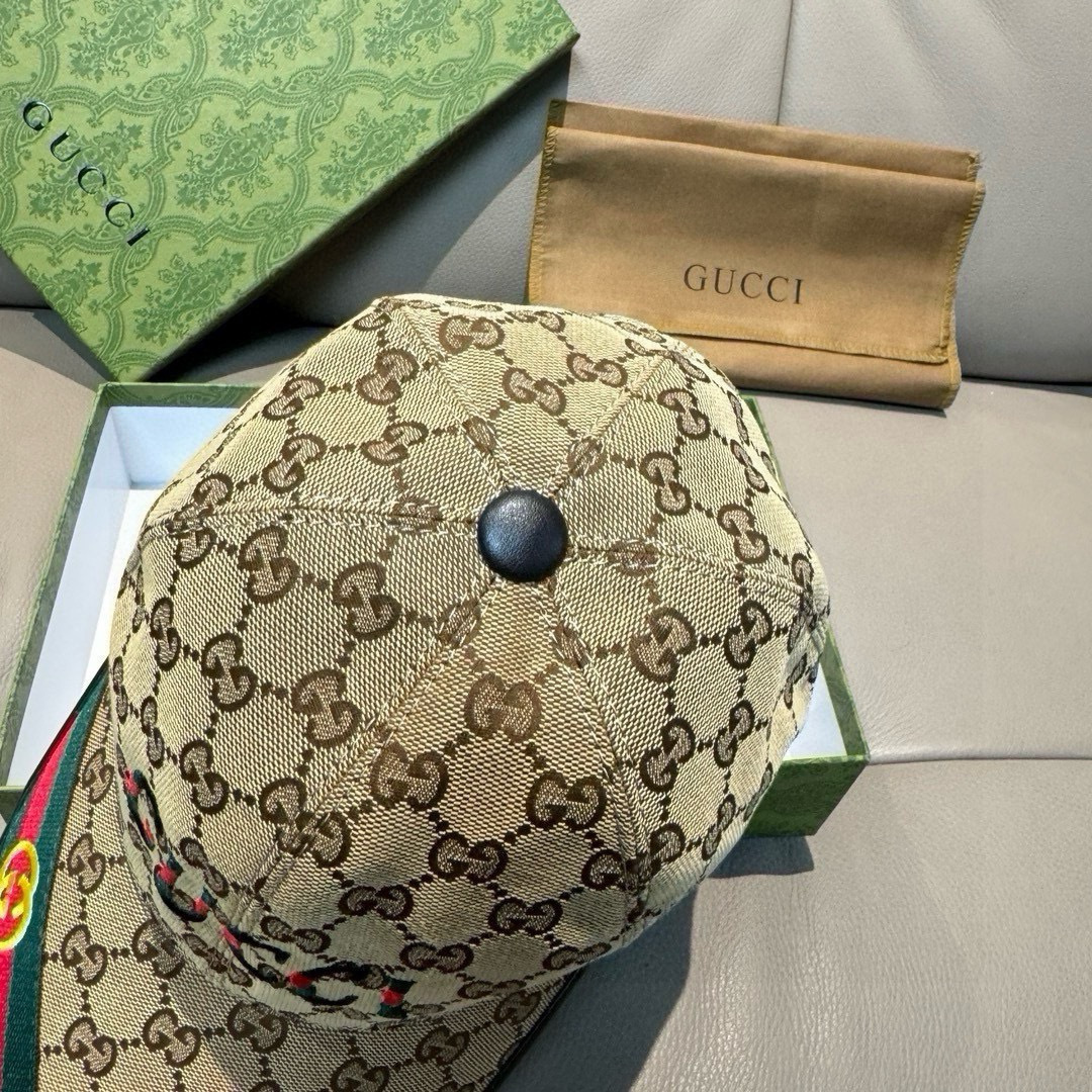 Gucci hat