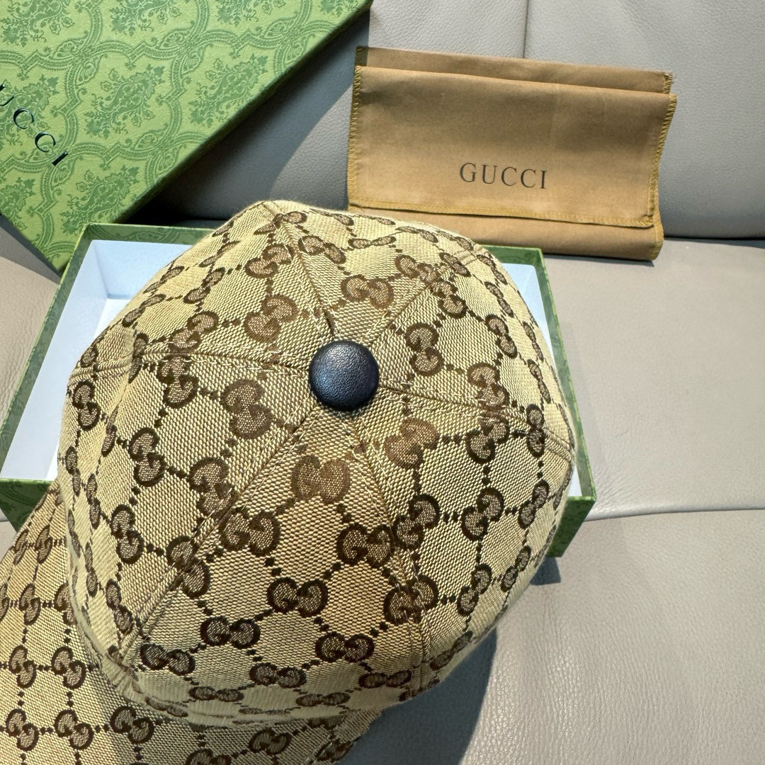 Gucci hat