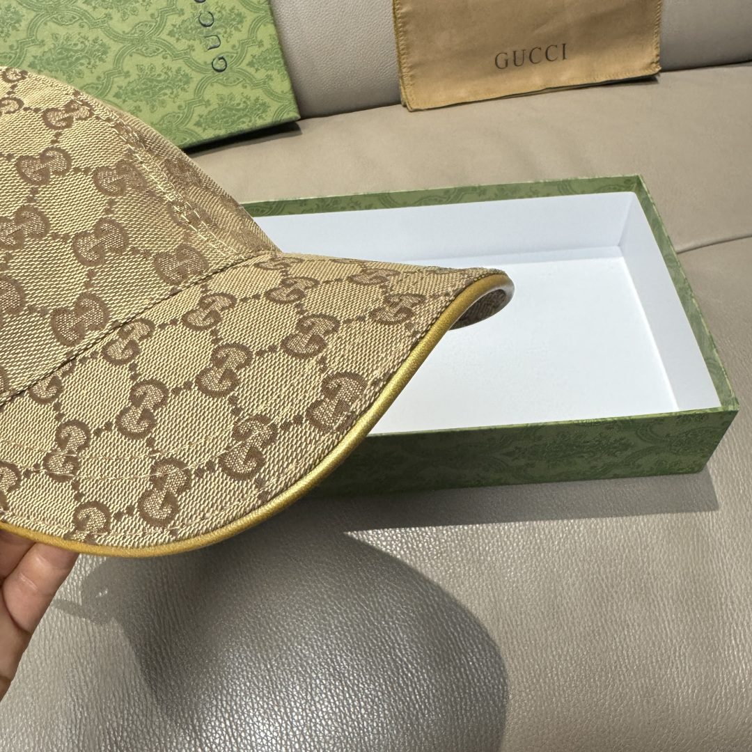 Gucci hat