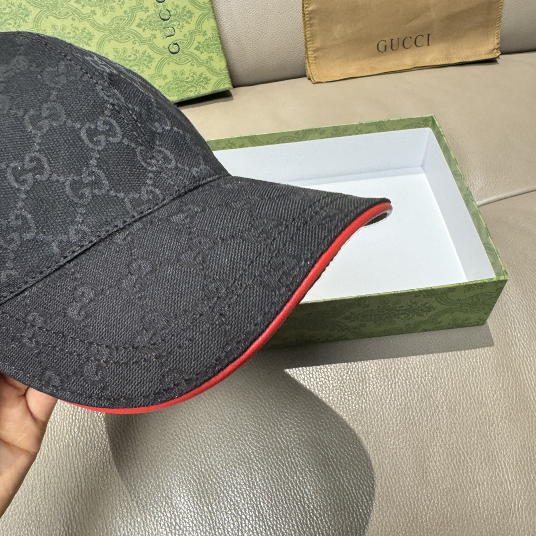 Gucci hat