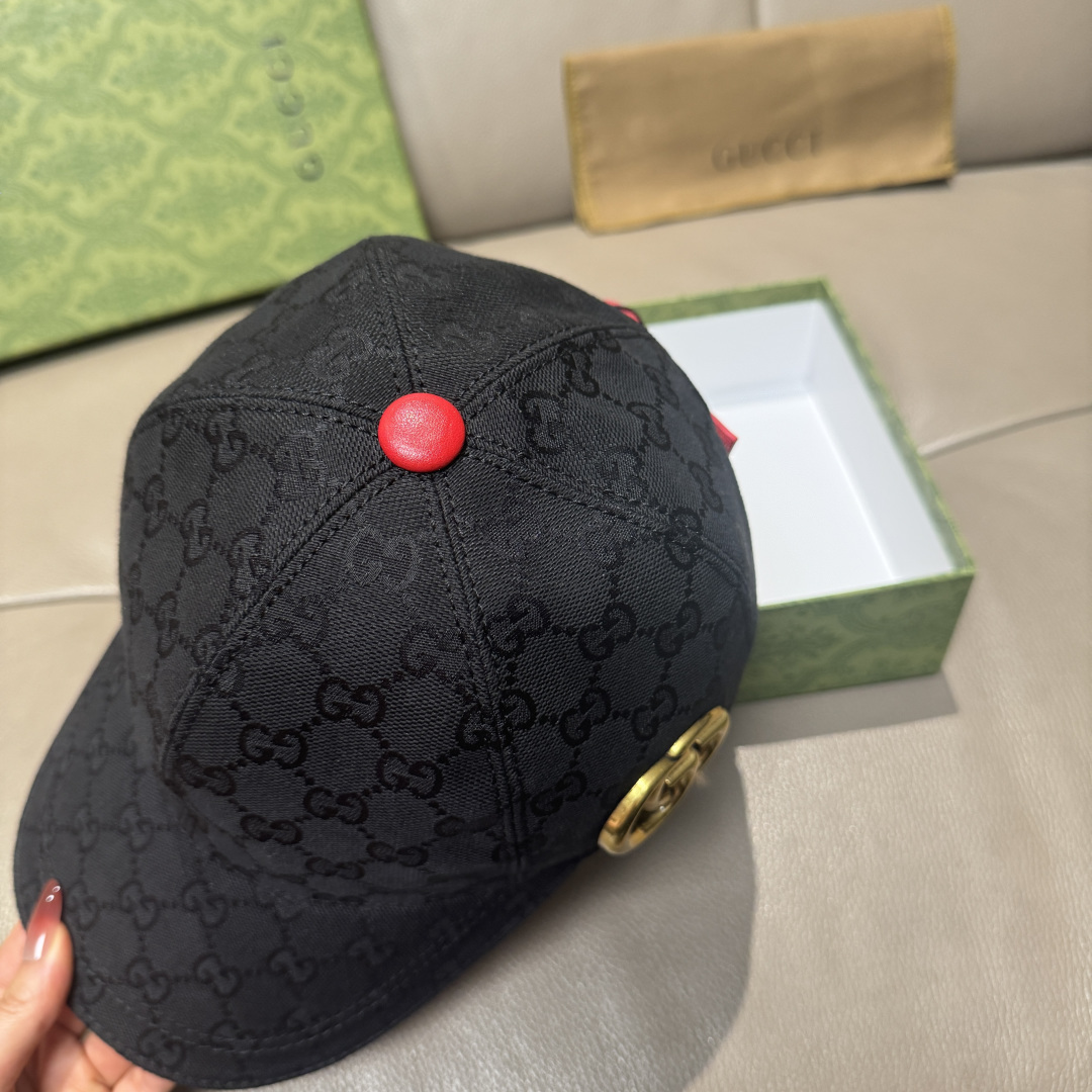 Gucci hat
