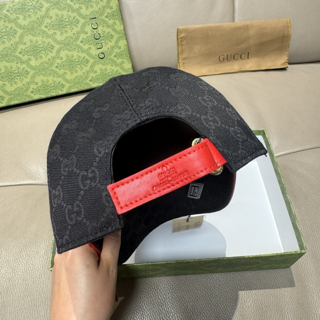 Gucci hat