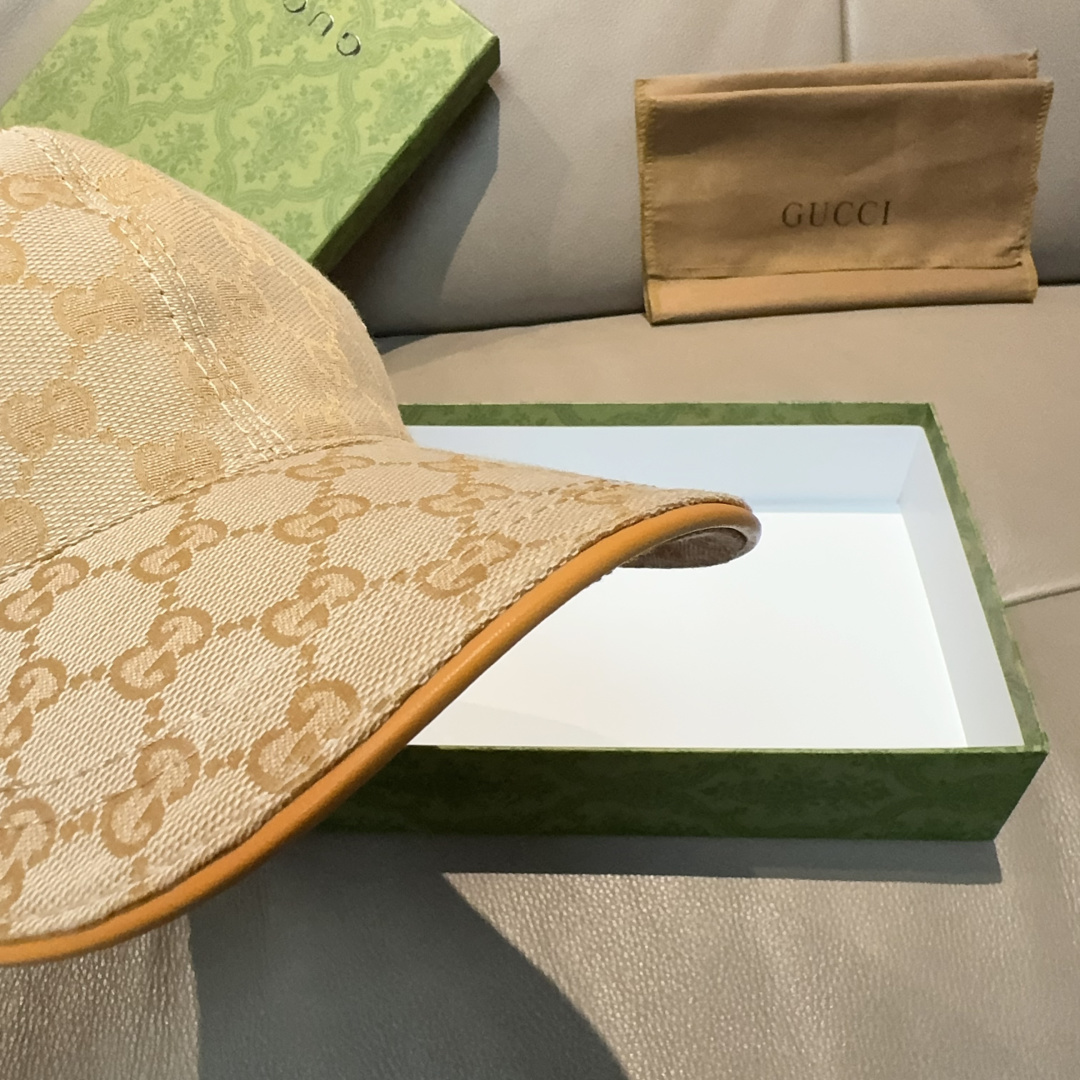 Gucci hat