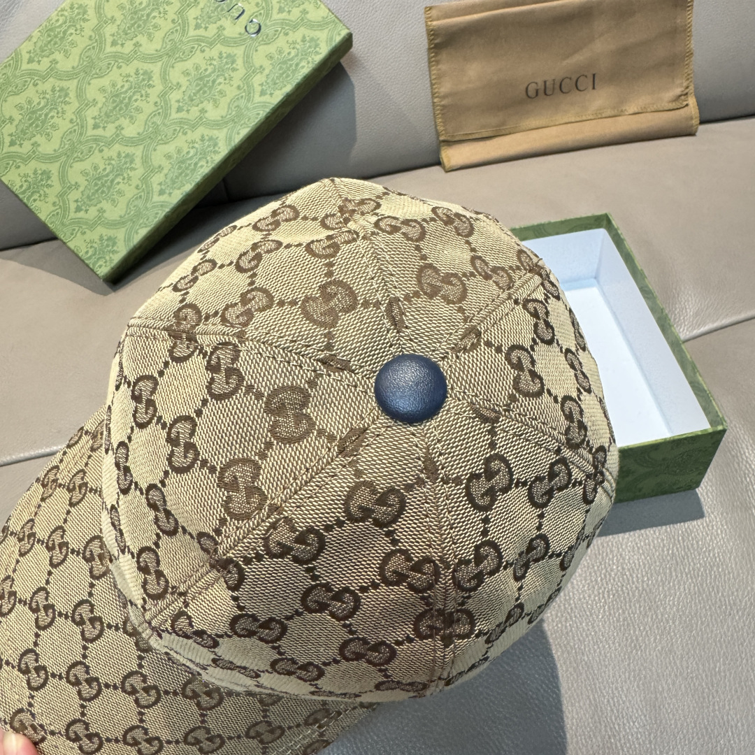 Gucci hat